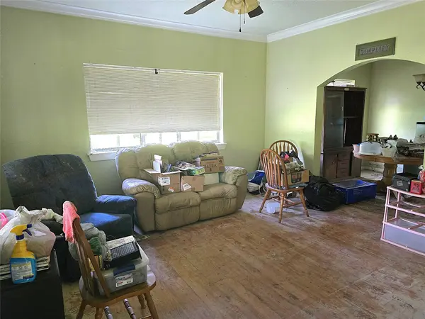 2101 W Houston ST, Jasper, TX 75951