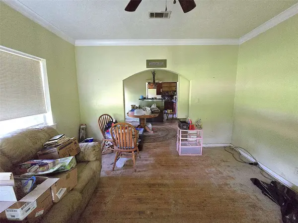 2101 W Houston ST, Jasper, TX 75951