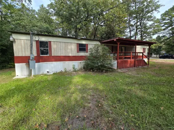469 White Oak CIR, Trinity, TX 75862