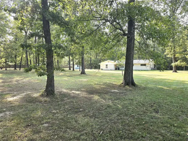 2295 Harley Golden RD, Huntington, TX 75949