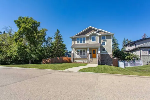 5324 44 AVE