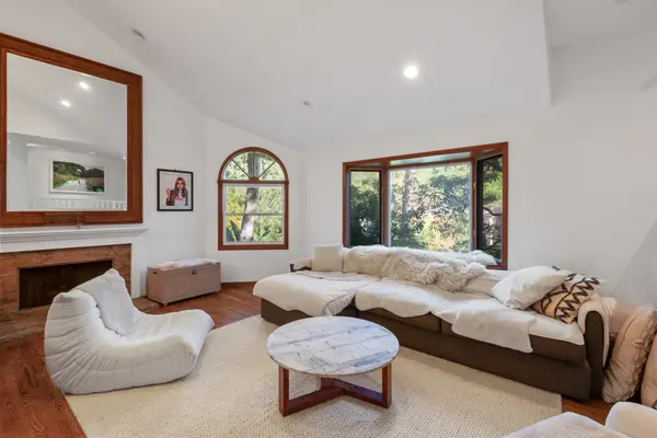 2433 San Marco Dr, Los Angeles, CA 90068-2736