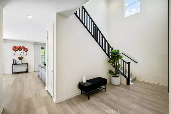 28508 Daybreak WAY, Saugus, CA 91350