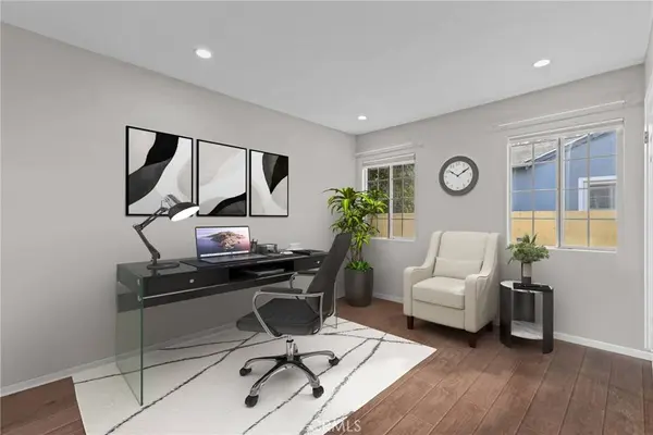 7406 Collett, Van Nuys, CA 91406