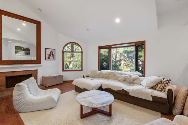 2433 San Marco Dr, Los Angeles, CA 90068-2736