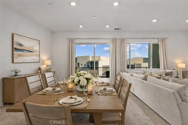 27410 Merlin PL #305, Valencia, CA 91381