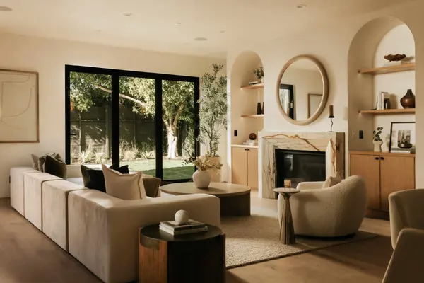 12527 Mitchell Ave, Los Angeles, CA 90066-4805