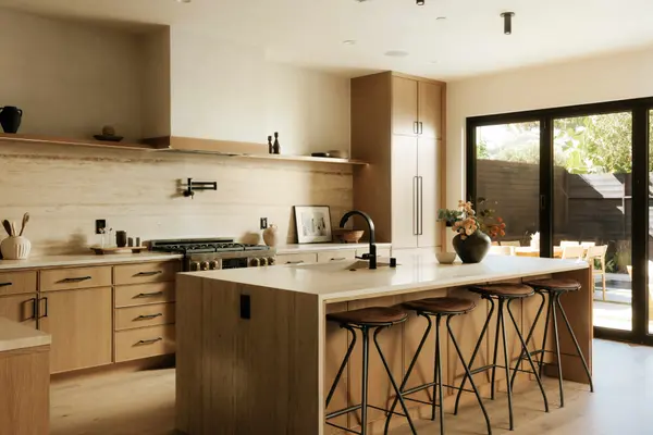 12527 Mitchell Ave, Los Angeles, CA 90066-4805