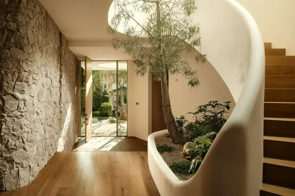 3712 Goodland Ave, Studio City, CA 91604-2312