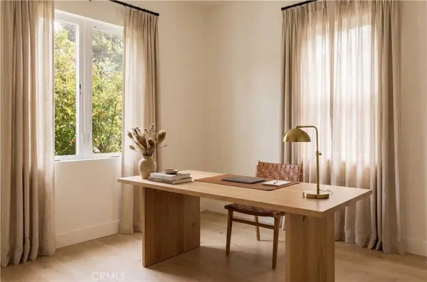 12541 Mitchell, Los Angeles, CA 90066