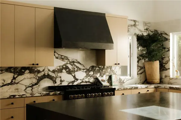 12541 Mitchell, Los Angeles, CA 90066