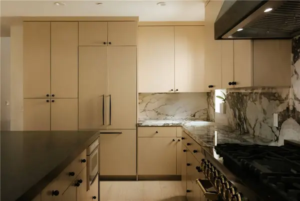 12541 Mitchell, Los Angeles, CA 90066