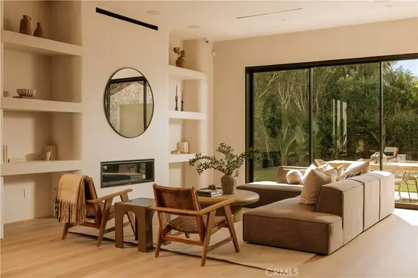 4523 Katherine AVE, Sherman Oaks, CA 91423