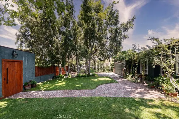 5108 Strohm, North Hollywood, CA 91601
