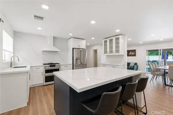11637 Prager, Lakeview Terrace, CA 91342