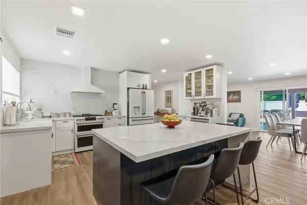 11637 Prager, Lakeview Terrace, CA 91342