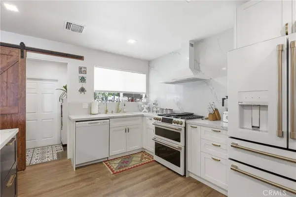11637 Prager, Lakeview Terrace, CA 91342