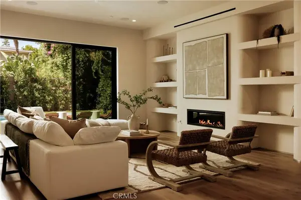 13853 Chandler, Sherman Oaks, CA 91401
