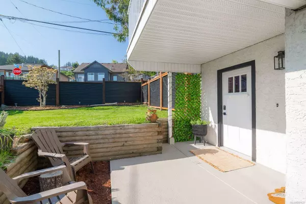 297 Kathryn Pl, Nanaimo, BC V9R 6J1