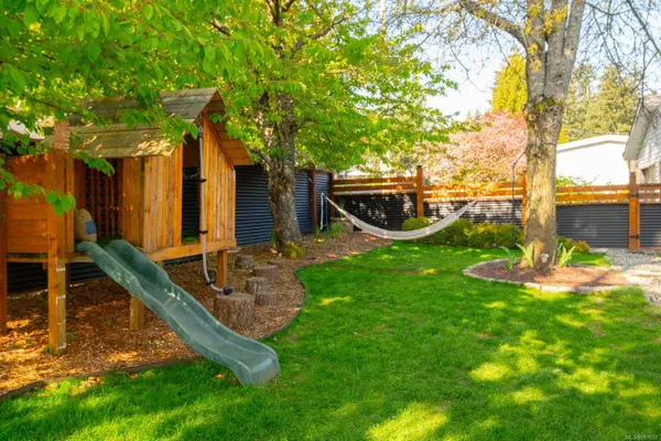 297 Kathryn Pl, Nanaimo, BC V9R 6J1