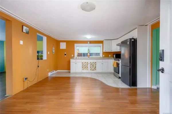 639 HILLCREST Ave, Nanaimo, BC V9R 3M8