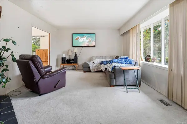 105 Timber View Dr, Nanaimo, BC V9R 6T2