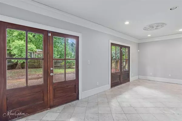 3821 Dillingham Avenue, Shreveport, LA 71104