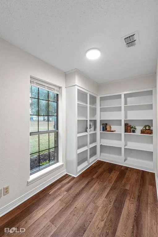 Bossier City, LA 71112