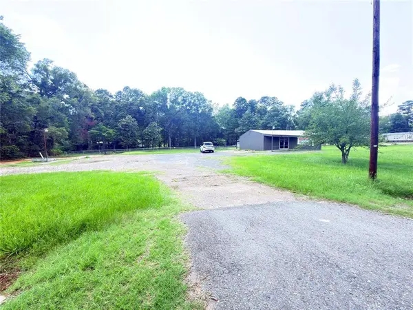 10222 Linwood Avenue, Shreveport, LA 71106