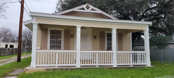 2008 Olive St, San Antonio, TX 78210