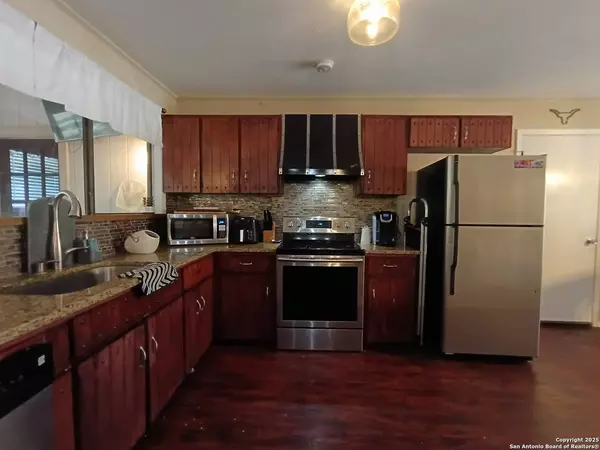 1401 Dezarae 4, San Antonio, TX 78253