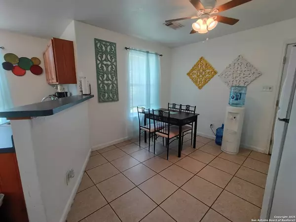 1401 Dezarae 14, San Antonio, TX 78253