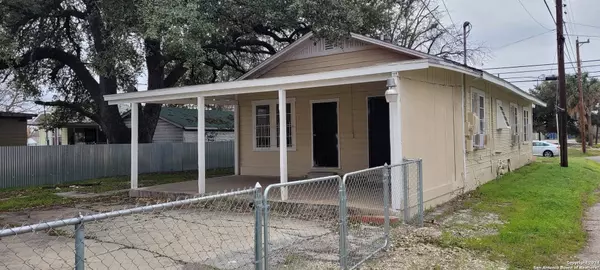 2008 S Olive St, San Antonio, TX 78210