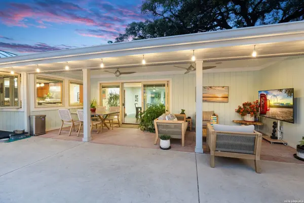 9202 Village Drive, San Antonio, TX 78217