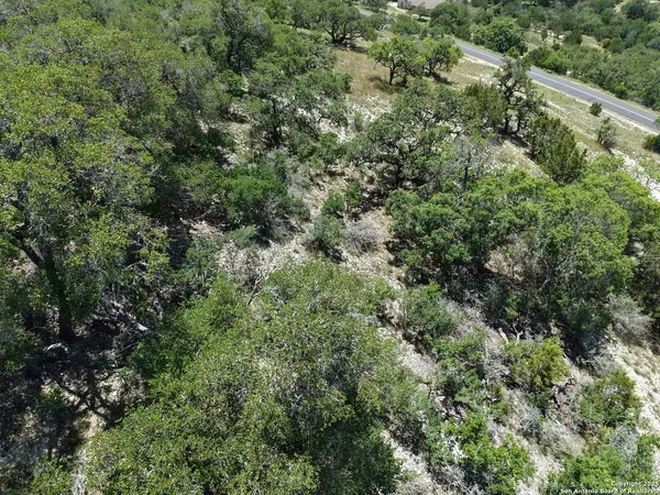 231 Echo Falls, Comfort, TX 78013