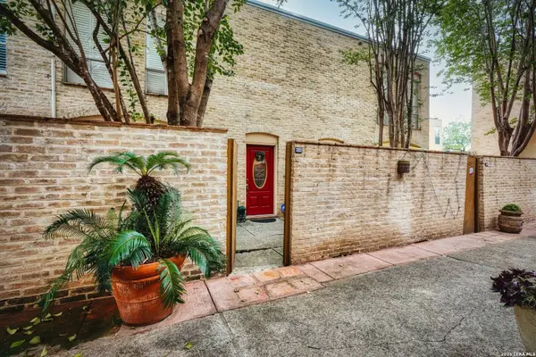 185 TERRELL RD UNIT 604, San Antonio, TX 78209