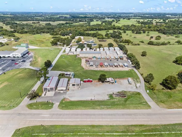 2820B US Highway 380, Decatur, TX 76234