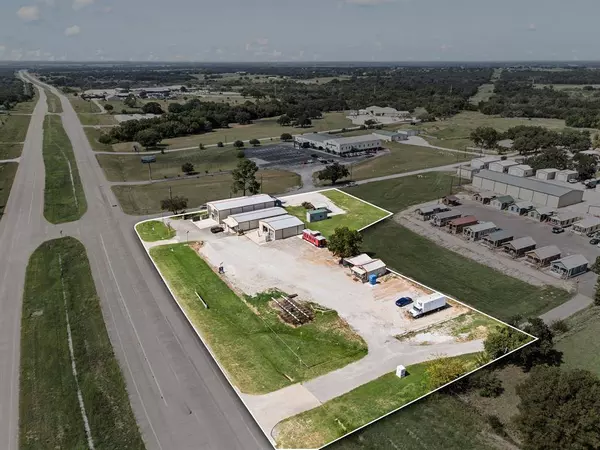 2820A US Highway 380, Decatur, TX 76234