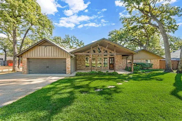 3504 Lakeridge Drive