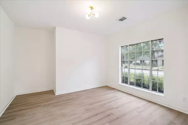 30122 Falher DR, Spring, TX 77386