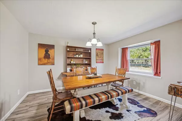 19115 Frey RD, Hempstead, TX 77445