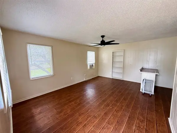 519 Mcguire Ln, Huntsville, TX 77340