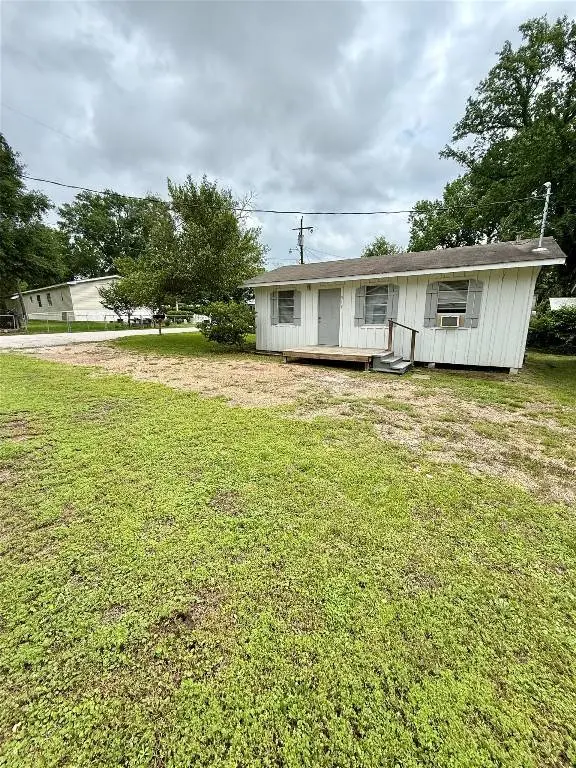 519 Mcguire Ln, Huntsville, TX 77340