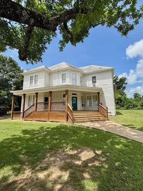 1403 14th ST #2, Huntsville, TX 77340