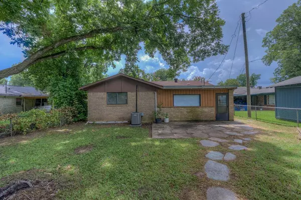 3891 Ella Street, Bossier City, LA 71112