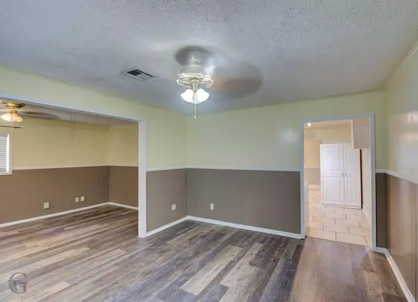 3891 Ella Street, Bossier City, LA 71112