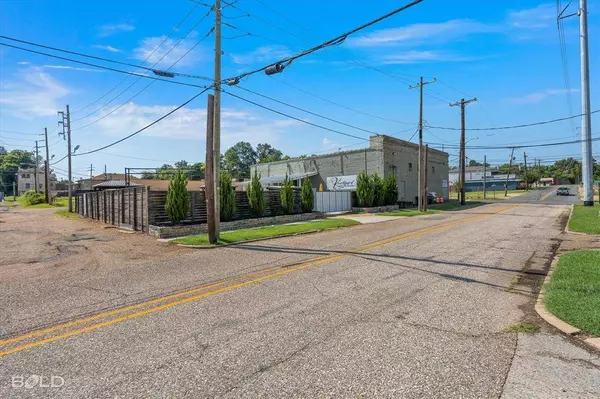 1605 Marshall Street, Shreveport, LA 71101