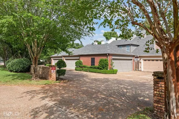 2013 E Kings Highway, Shreveport, LA 71105