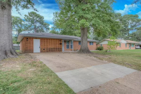 1112 Southland Park Drive, Shreveport, LA 71118