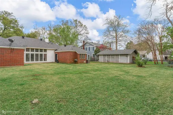 210 Ockley Drive, Shreveport, LA 71105